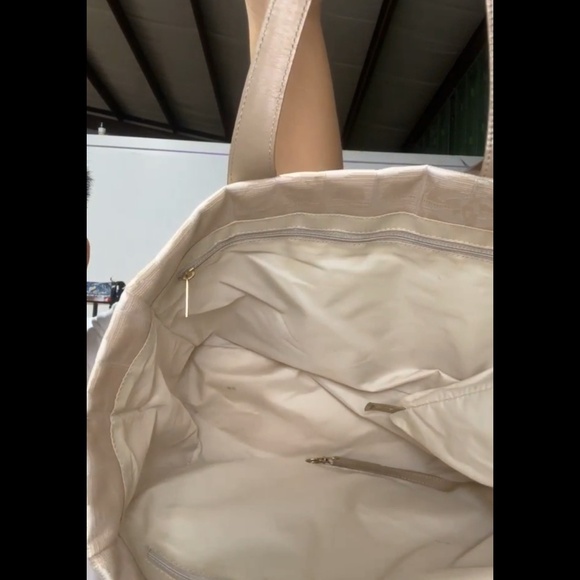 Authentic Chanel Tote - Picture 3 of 11